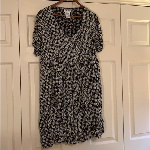 Maternity tunic top - Picture 1 of 3
